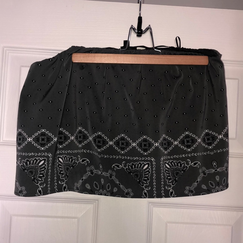 Dynamite Strapless Top